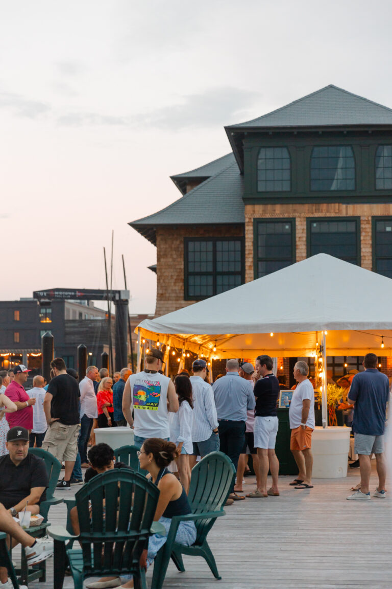 WEB_MayfairStudio_Newport_Midtown_Race_4th-179
